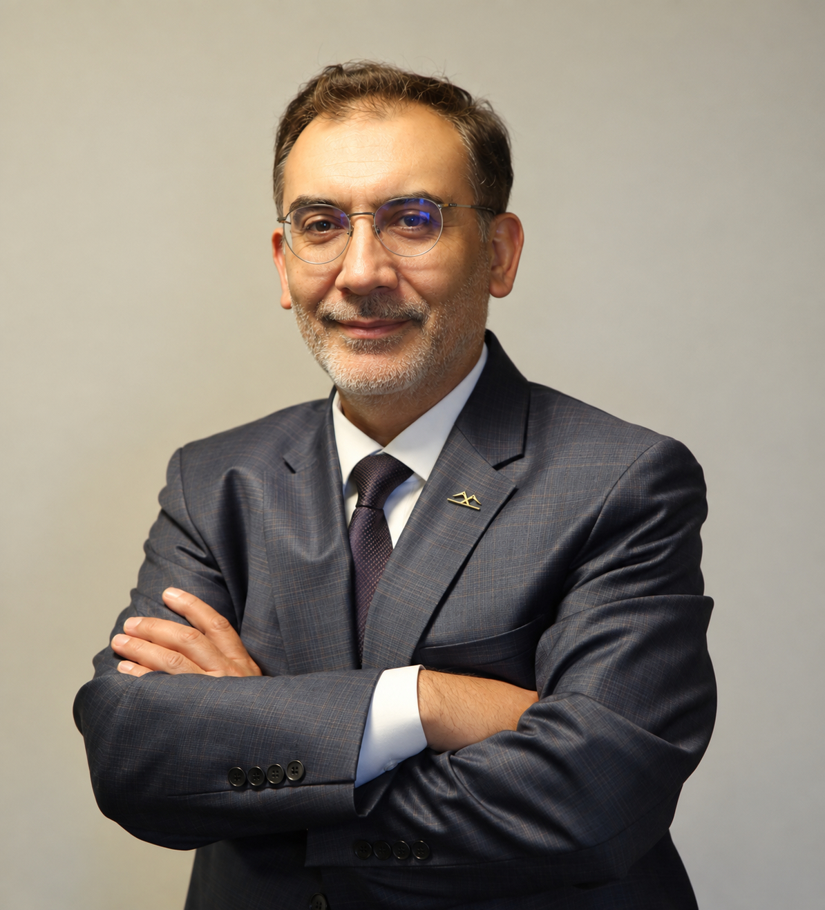 Av. Arb. Dr. Mehmet YANIK